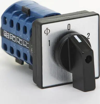 KRAUS & NAİMER ÇİFT DEVİRLİ MOTOR ŞALTERİ 1-0-2 20AMPER XXXX 8697855003724